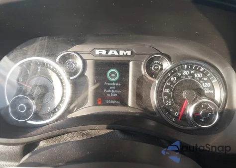 2019 Ram 2500 Big Horn 4X4 6'4 Box from USA, damaged, VIN 3C6UR5DJ4KG700097